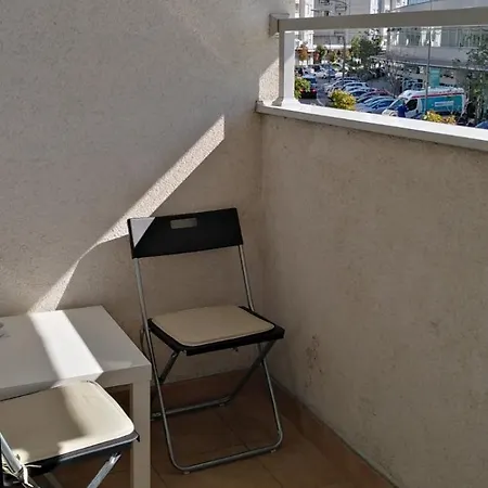 Clean&cozy Novi Apartment *
