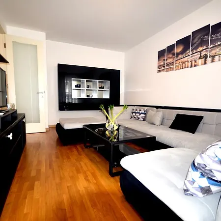 Clean&cozy Novi * Belgrade