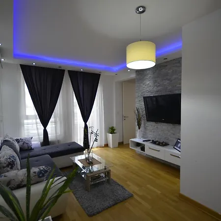 Lägenhet Clean&cozy Novi