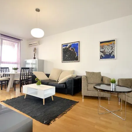 Clean&cozy Novi Belgrade